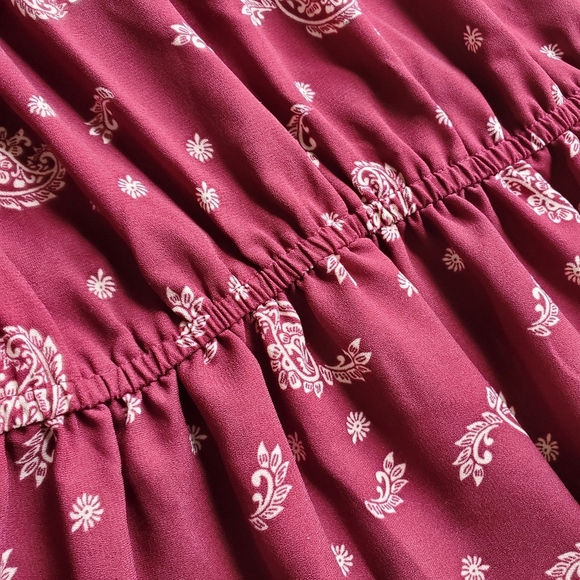 𝅺Lauren Conrad LC medium burgundy cream paisley print midi dress - Picture 12 of 12